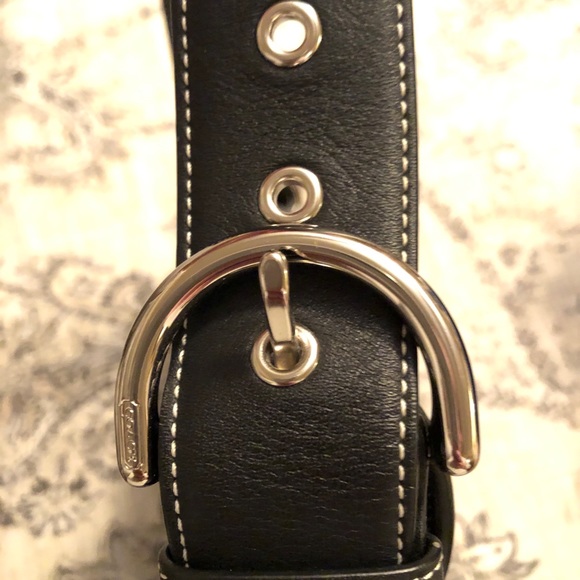 COACH Retro Signature Fabric & Leather Hobo purse - Picture 9 of 10